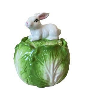 Corner Ruby Spring Collection Cabbage & Bunny Sugar Bowl Green & White New